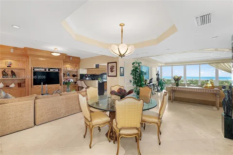 $2,900,000 | 19955 Northeast 38th Court, Unit 1403, Aventura, FL 33180