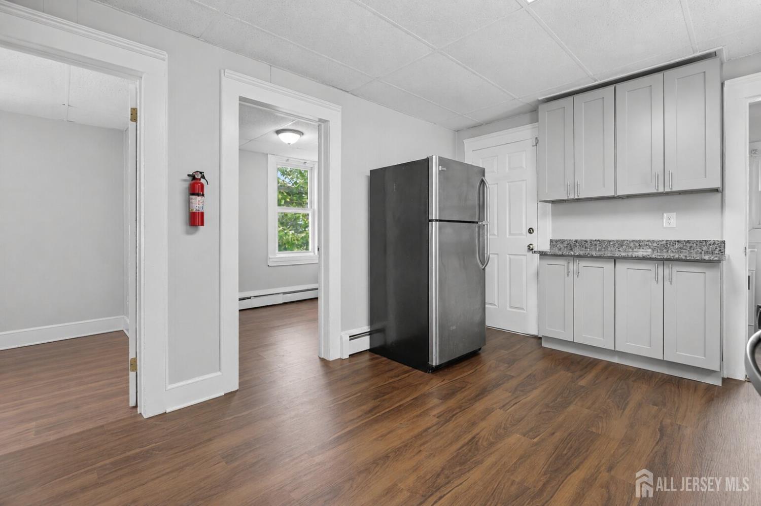 738 Edgar Road Elizabeth, NJ 07202 - Photo 12 of 23
