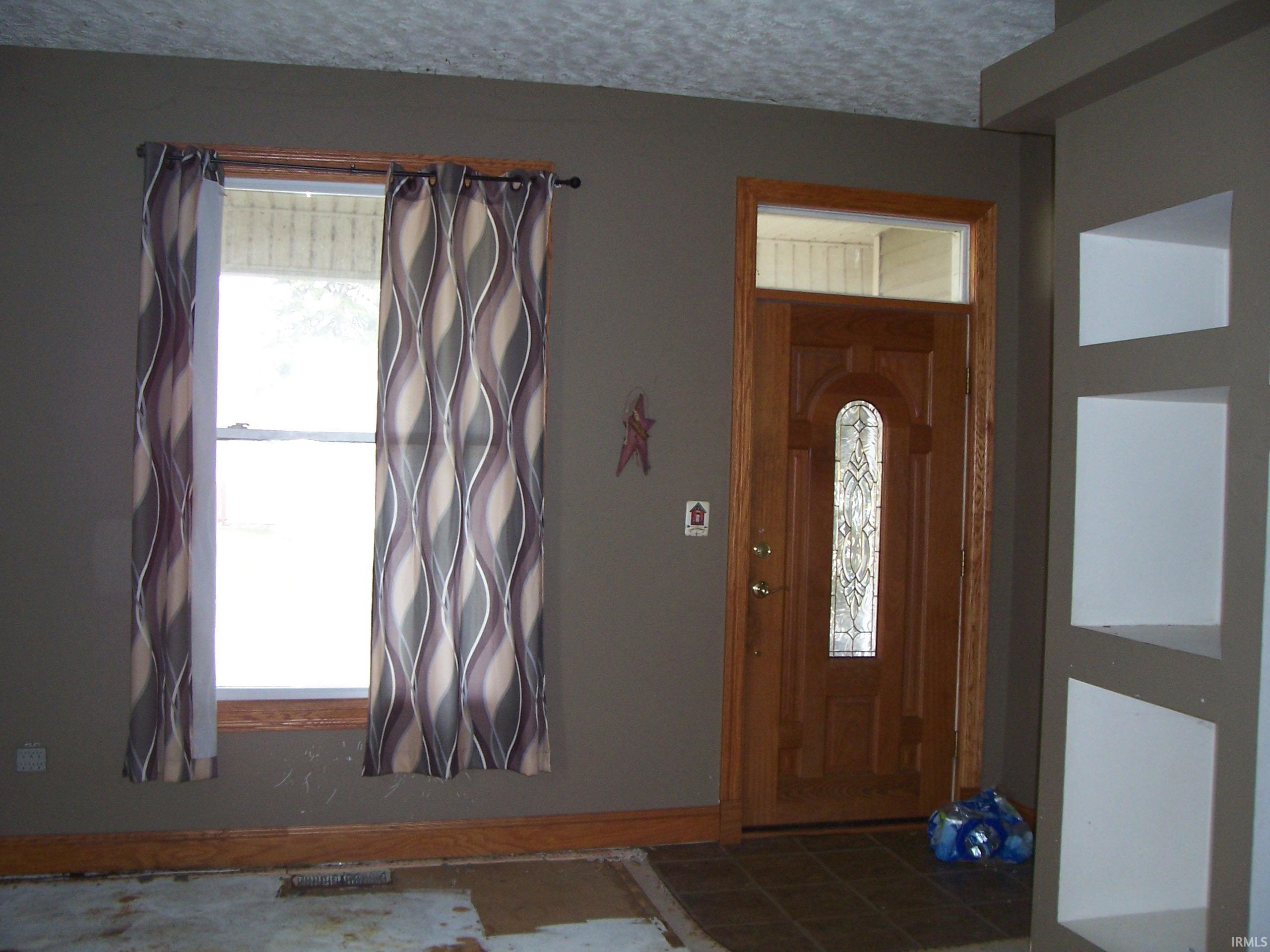 1927 George Street Logansport, IN 46947 - Photo 4 of 16