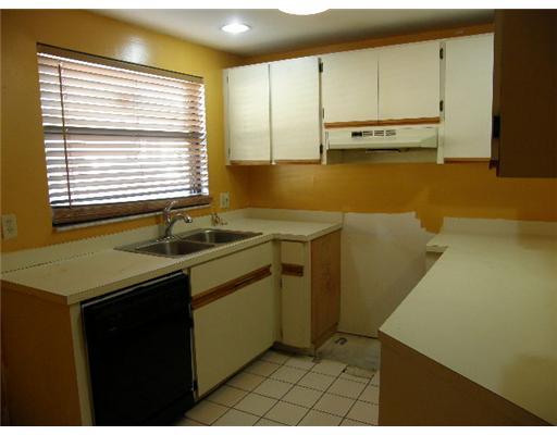 5340 Elmhurst Road, Unit E West Palm Beach, FL 33417 - Photo 3 of 7 Additional Photo