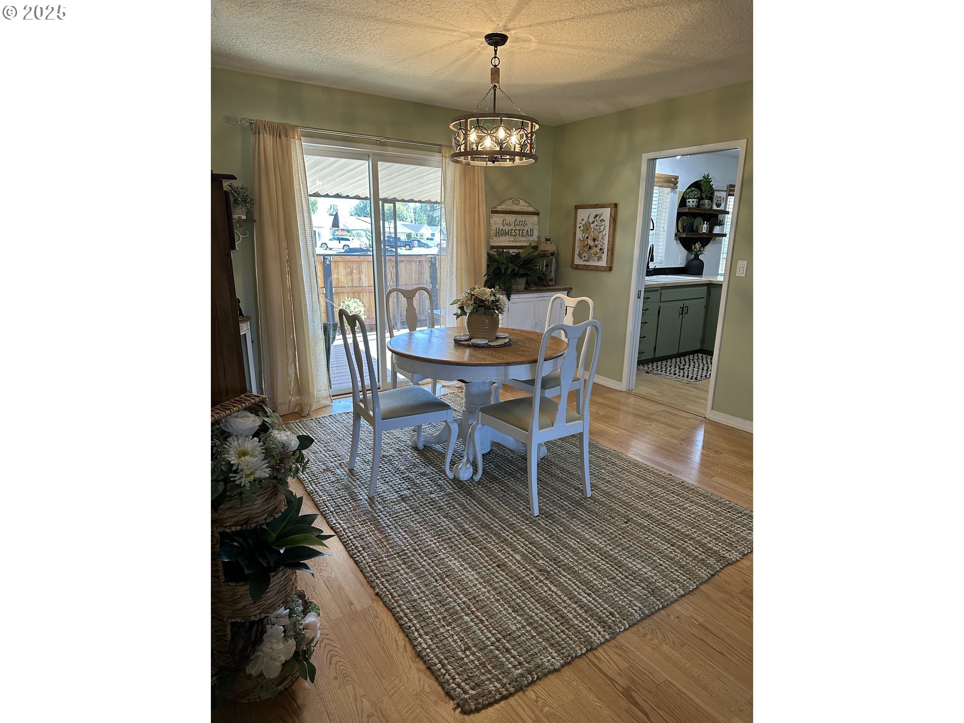 1910 Country Club Road Woodburn, OR 97071 - Photo 5 of 34 Gallery Image 5