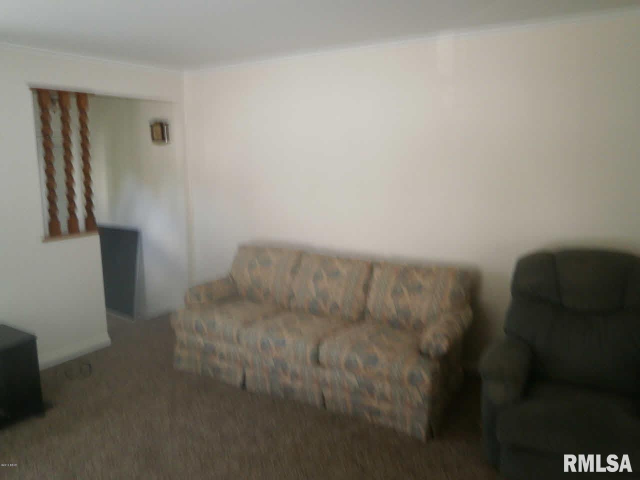 209 West Reed Street Benton, IL 62812 - Photo 19 of 36