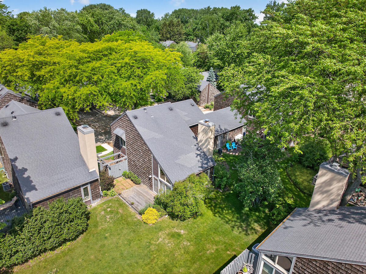 152 Lakefield Court Wind Point, WI 53402 - Photo 27 of 40 DJI_20260606090202_0063_D copy