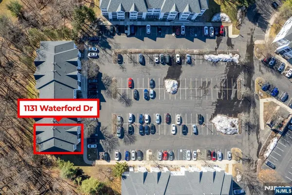 $375,000 | 1131 Waterford Drive, Edison, NJ 08817