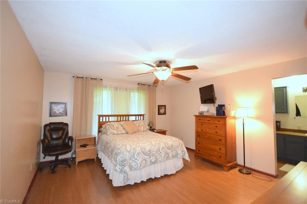 428 4 Brooks Road Winston-Salem, NC 27107 - Photo 15 of 22 Gallery Image 15