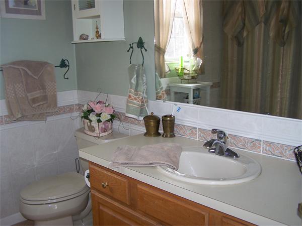 14 Cadman Road Mendon, MA 01756 - Photo 18 of 18 Gallery Image 18