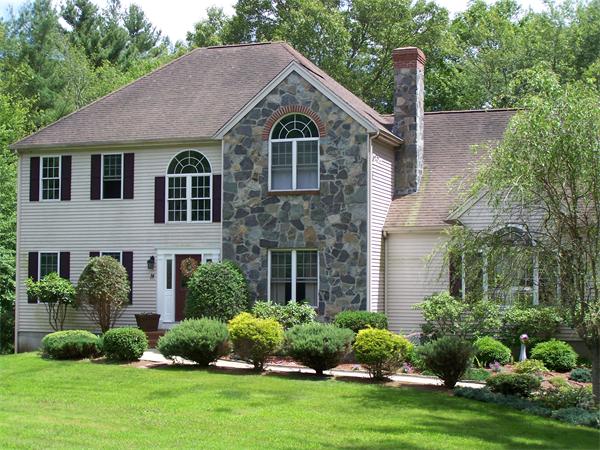 14 Cadman Road Mendon, MA 01756 - Photo 2 of 18 Gallery Image 2