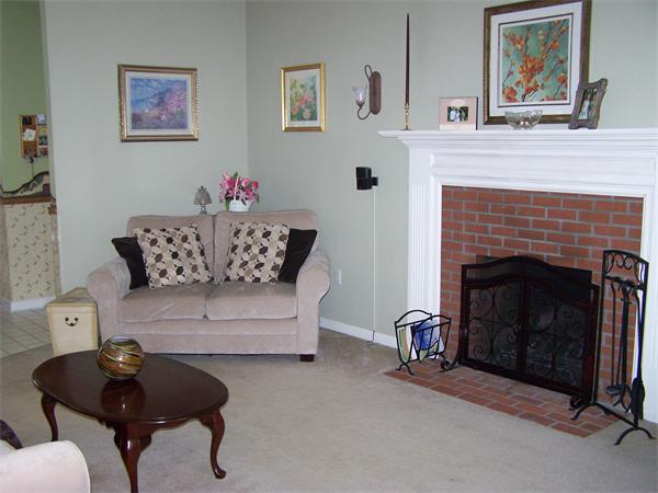 14 Cadman Road Mendon, MA 01756 - Photo 9 of 18 Gallery Image 9