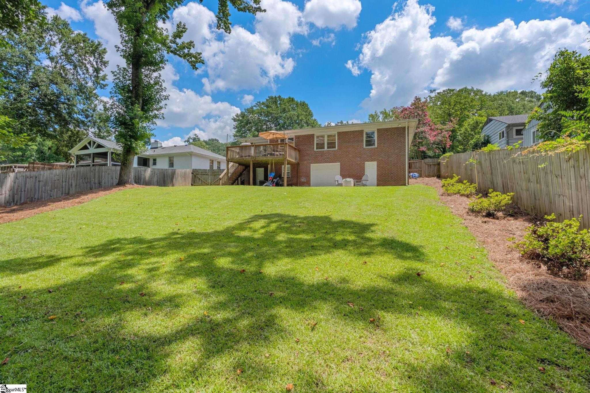 212 Robin Hood Road Greenville, SC 29607 - Photo 28 of 29 Gallery Image 28