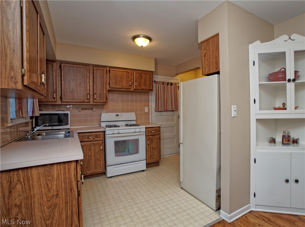 4430 Lane Road Painesville, OH 44077 - Photo 13 of 19