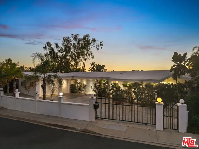 $17,750 | 1641 Tower Grove Drive, Beverly Hills, CA 90210