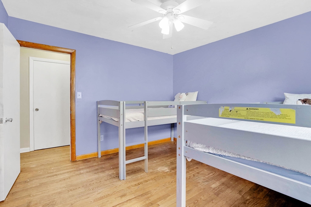 53 Ellerton Street Chicopee, MA 01020 - Photo 19 of 35