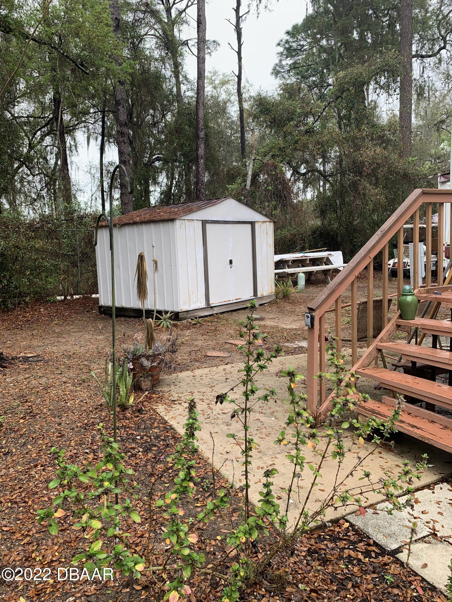 14423 Northeast 252nd Ct Road Salt Springs, FL 32134 - Photo 2 of 3 2