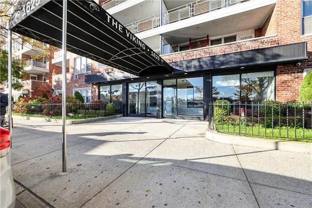 $349,000 | 1625 Emmons Avenue, Unit 4K | Sheepshead Bay