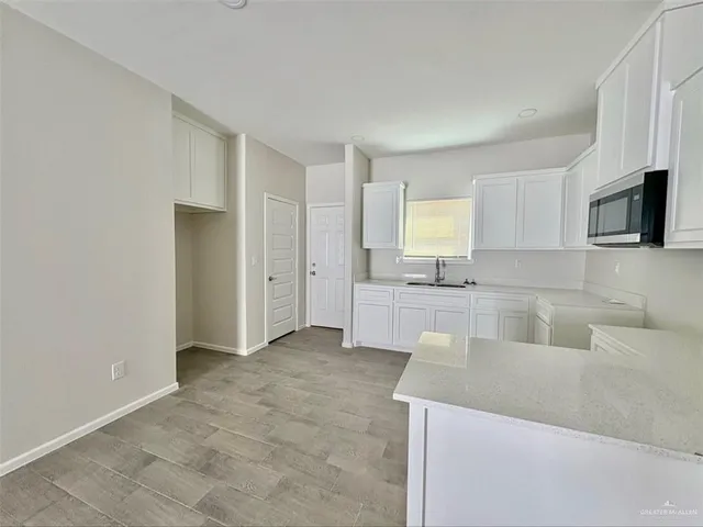 $1,200 | 2809 West Harrison Avenue, Unit 2, Alton, TX 78573