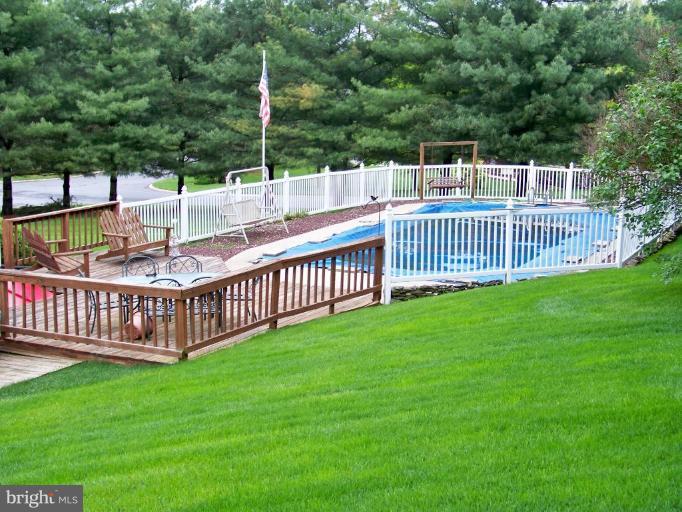 3309 View Ridge Court Manchester, MD 21102 - Photo 21 of 28 Exterior #2
