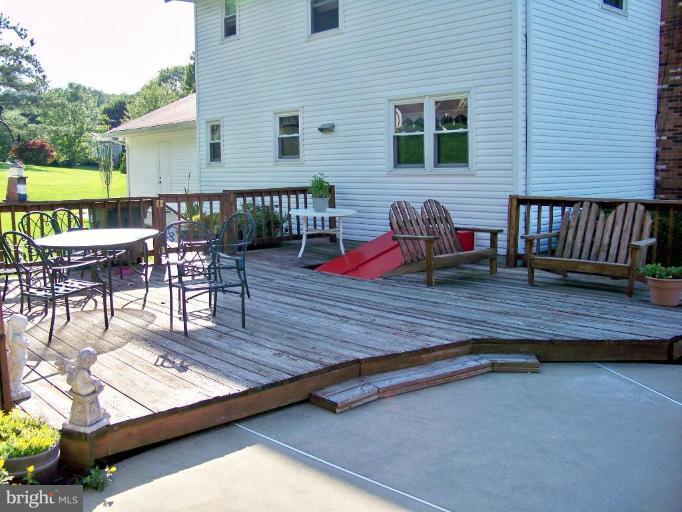 3309 View Ridge Court Manchester, MD 21102 - Photo 22 of 28 Patio