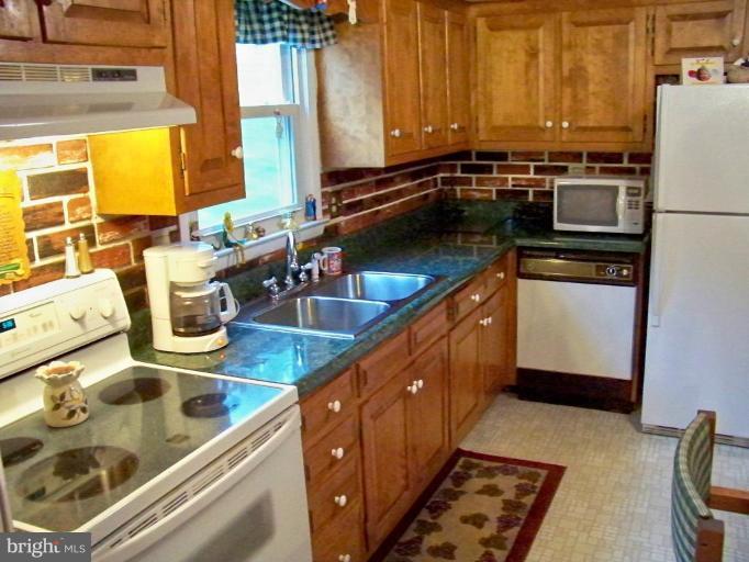 3309 View Ridge Court Manchester, MD 21102 - Photo 26 of 28 Kitchen #2