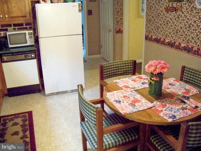 3309 View Ridge Court Manchester, MD 21102 - Photo 27 of 28 Kitchen #3