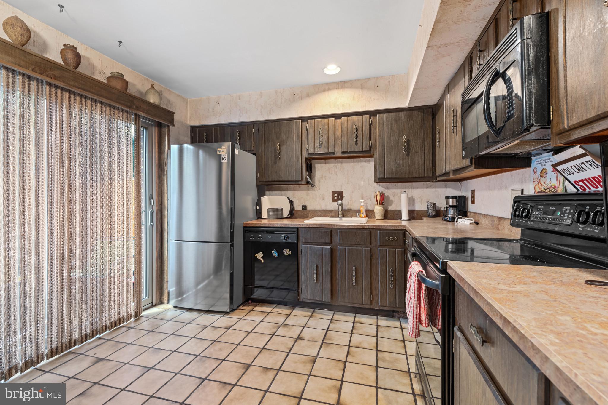 8246 Vosges Road Windsor Mill, MD 21244 - Photo 12 of 32 Gallery Image 12