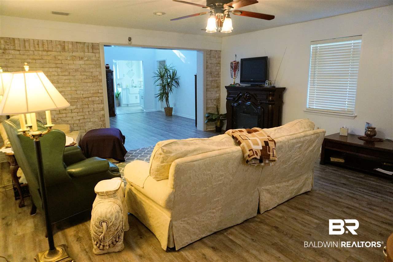 208 West Azalea Avenue Foley, AL 36535 - Photo 12 of 18