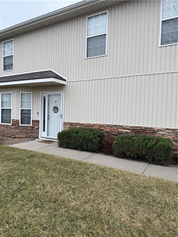 21032 Millridge Street Spring Hill, KS 66083 - Photo 2 of 20