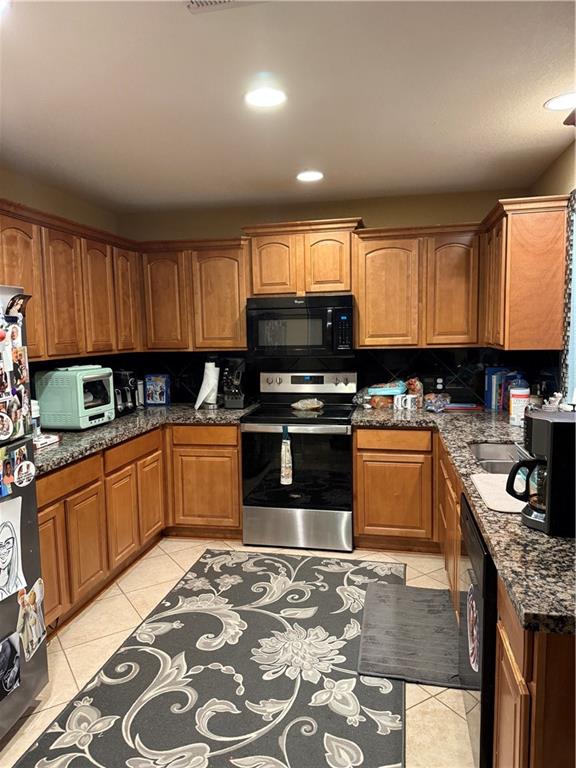 21032 Millridge Street Spring Hill, KS 66083 - Photo 3 of 20