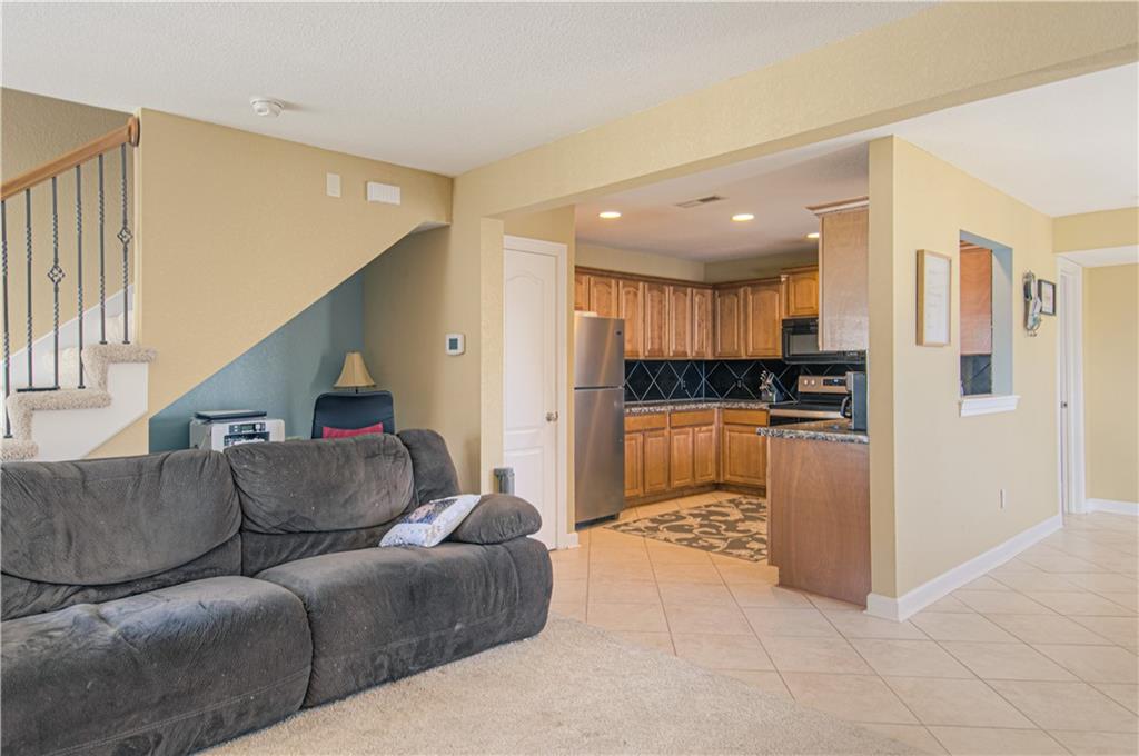 21032 Millridge Street Spring Hill, KS 66083 - Photo 7 of 29