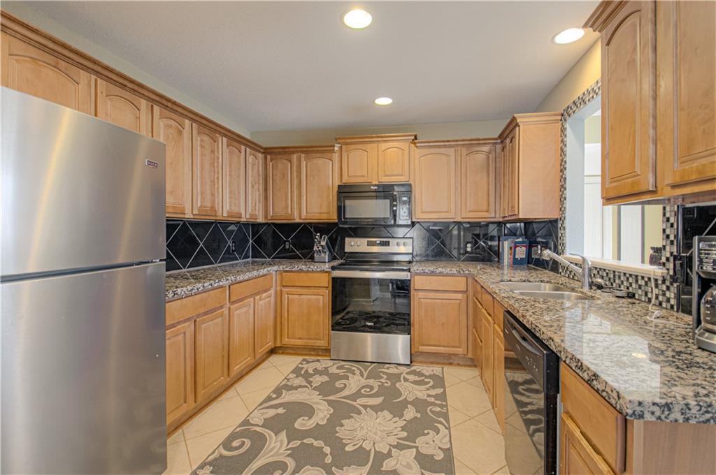 21032 Millridge Street Spring Hill, KS 66083 - Photo 8 of 29