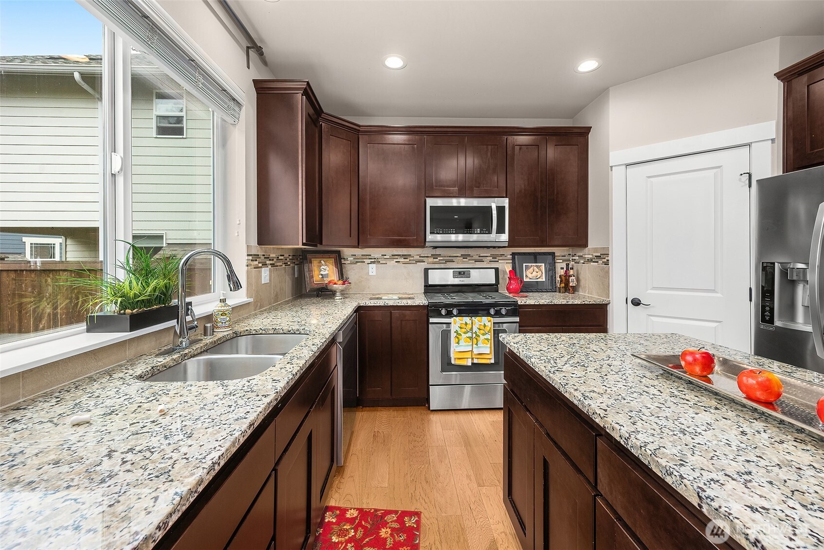 18921 10th Drive Southeast Bothell, WA 98012 - Photo 10 of 40