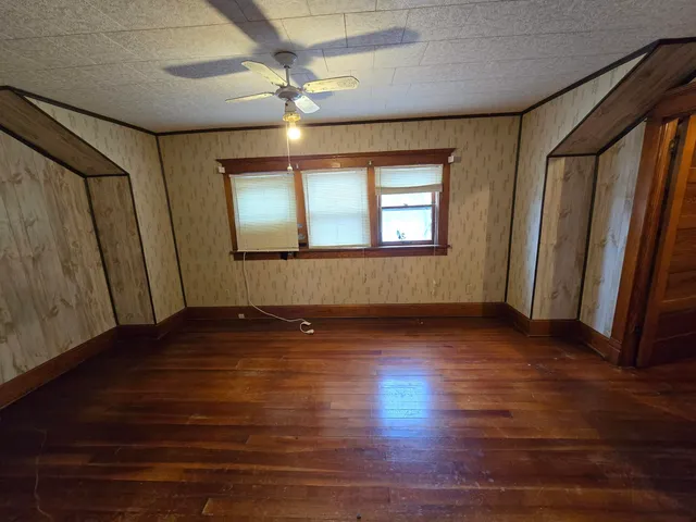 $114,900 | 522 Canal Street, Bloomington, WI 53804