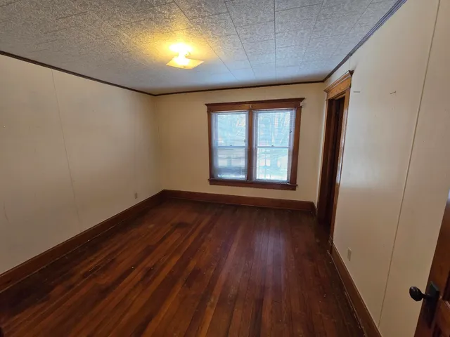 $114,900 | 522 Canal Street, Bloomington, WI 53804