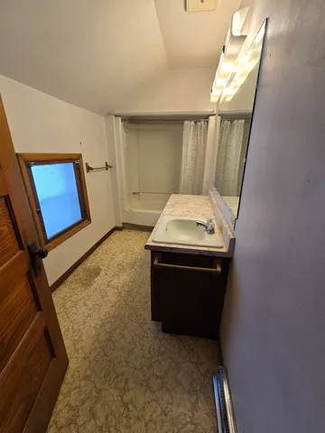 $114,900 | 522 Canal Street, Bloomington, WI 53804