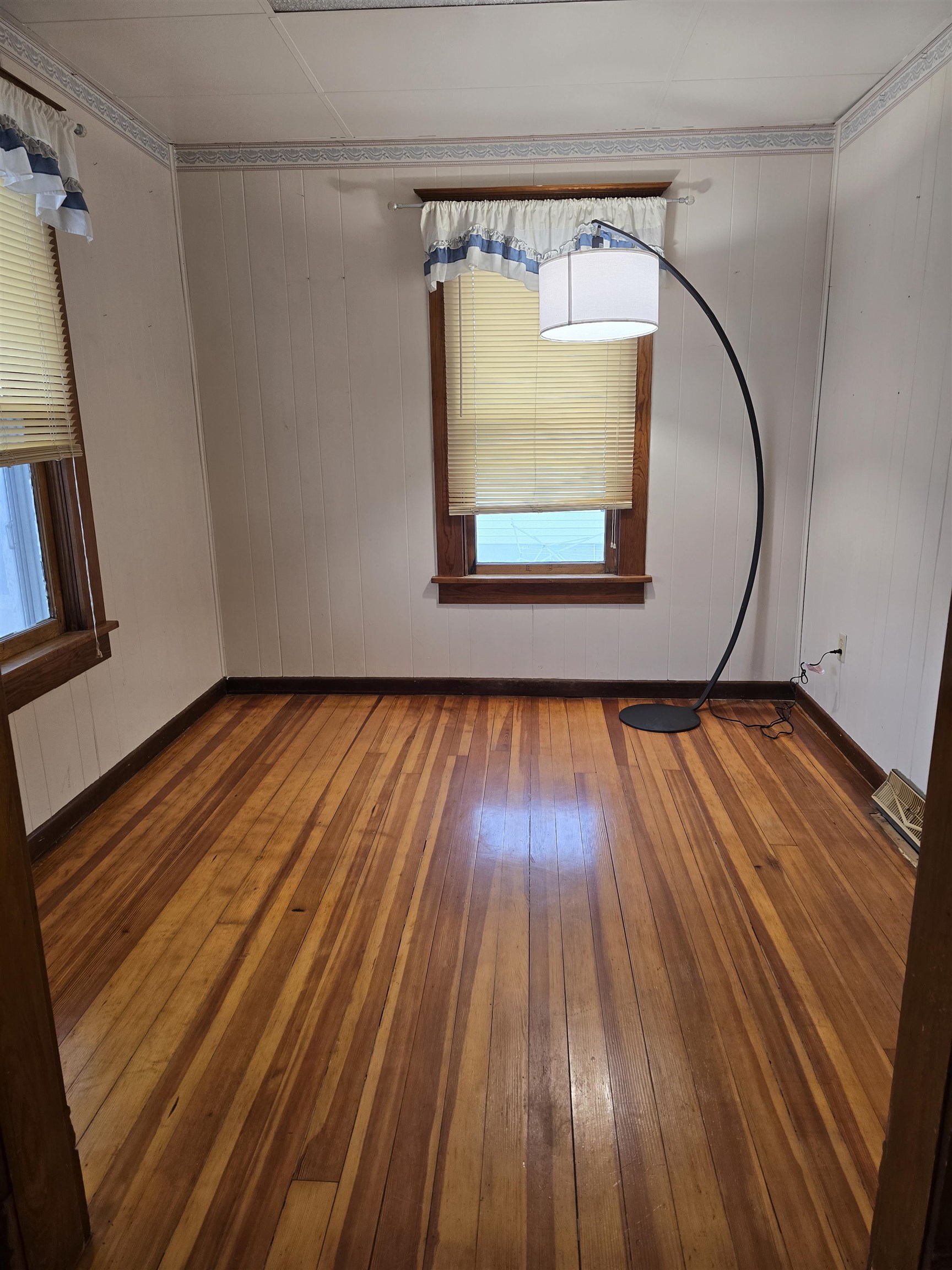 522 Canal Street Bloomington, WI 53804 - Photo 10 of 22