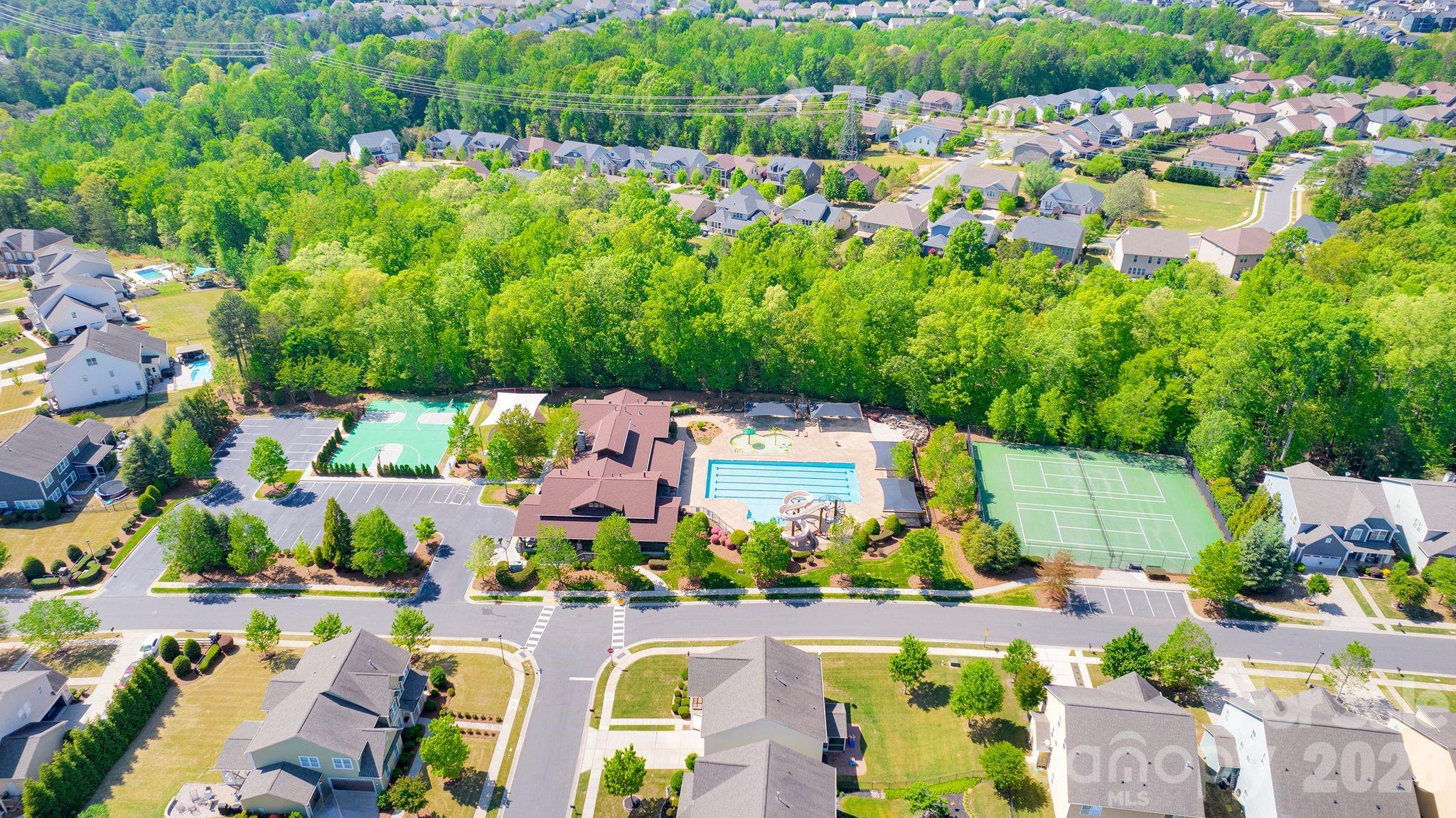 5072 Gladiola Way Tega Cay, SC 29708 - Photo 38 of 40 Gallery Image 38