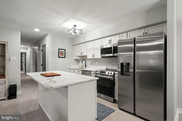 $330,000 | 7940 Sausalito Place, Unit 24E, Alexandria, VA 22309