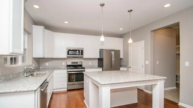 $610,900 | 5092 Rutland Drive, Unit 71, Saline, MI 48176