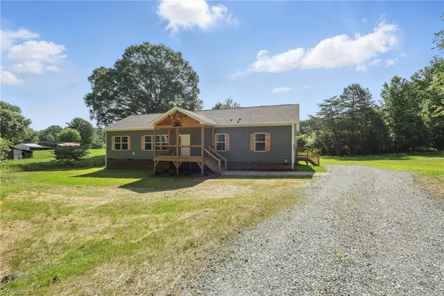 $359,900 | 2847 Motsinger Road, Winston-Salem, NC 27107
