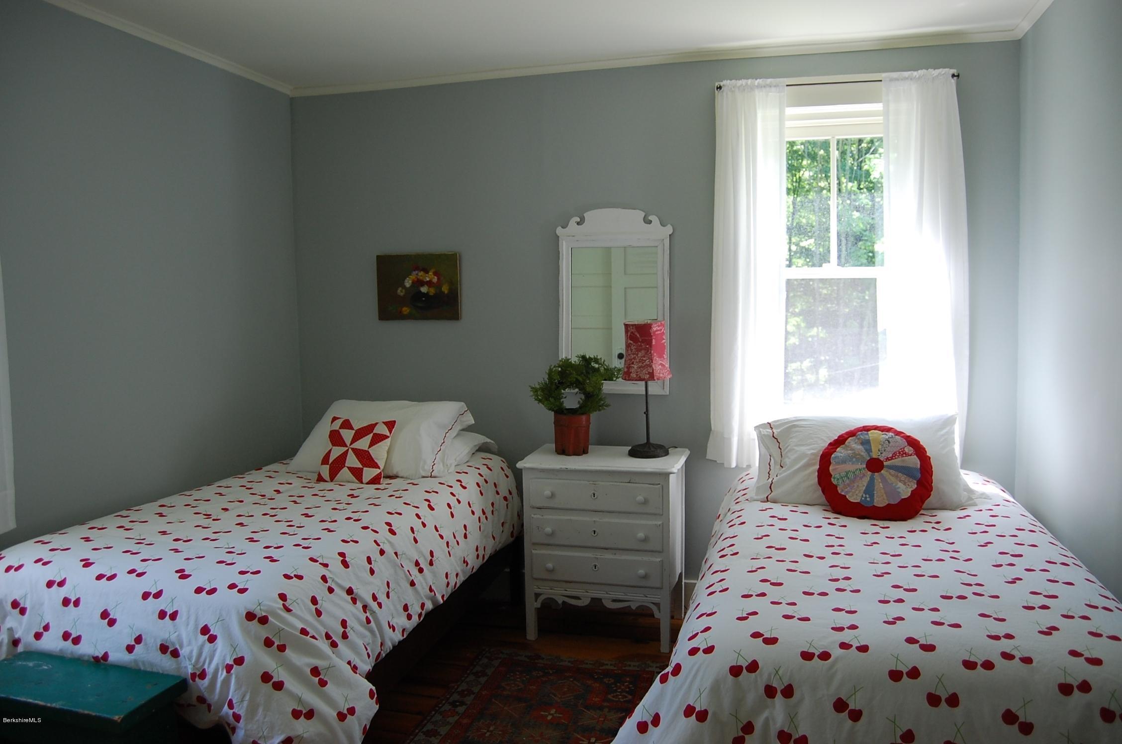 5 Dugway Road West Stockbridge, MA 01236 - Photo 15 of 18 15 Bedroom 2