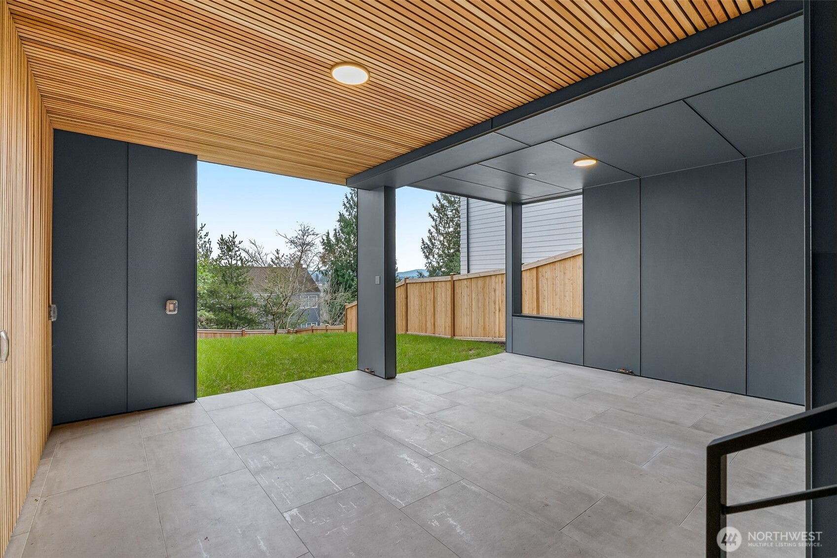 6038 50th Avenue Northeast, Unit B Seattle, WA 98115 - Photo 19 of 25