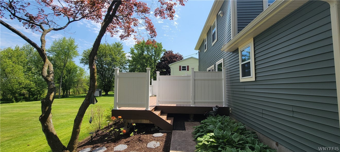 7053 Old English Road Lockport Town, NY 14094 - Photo 39 of 40
