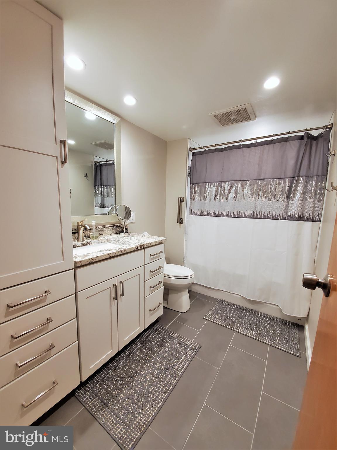 800 Avondale Road, Unit 4M Wallingford, PA 19086 - Photo 44 of 57