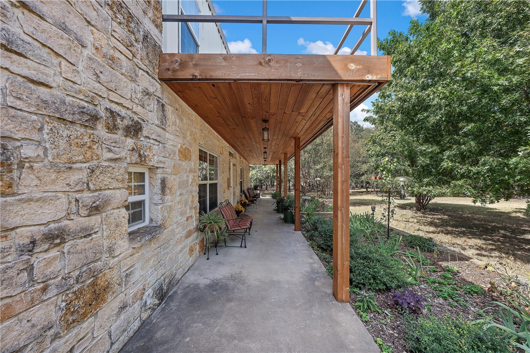 1167 Rogers Hill Road Waco, TX 76705 - Photo 3 of 41