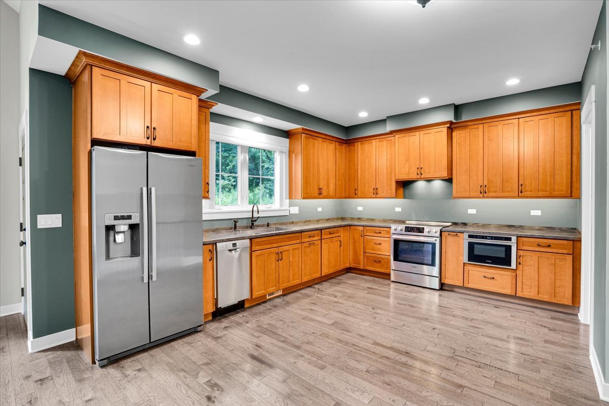 20300 Lea Road Deer Park, IL 60010 - Photo 14 of 39