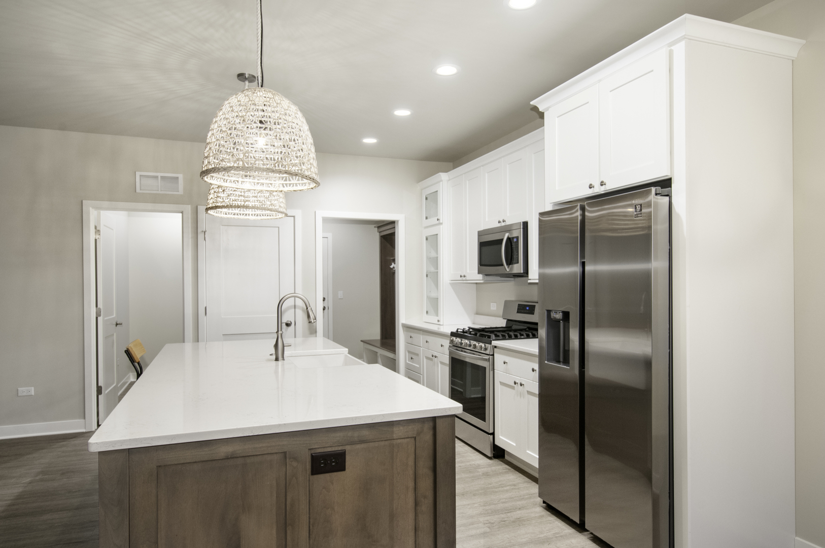 1095 Freedom Road Elburn, IL 60119 - Photo 8 of 17
