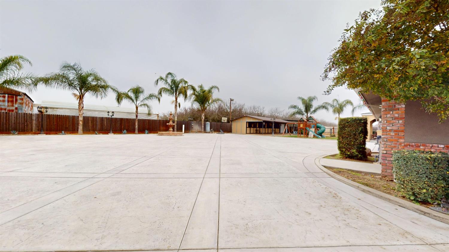 4460 South Carpenter Road Modesto, CA 95358 - Photo 8 of 40 a view of outdoor space with green space