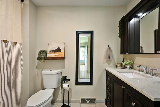 $355,000 | 945 Glengera Street, Peculiar, MO 64078