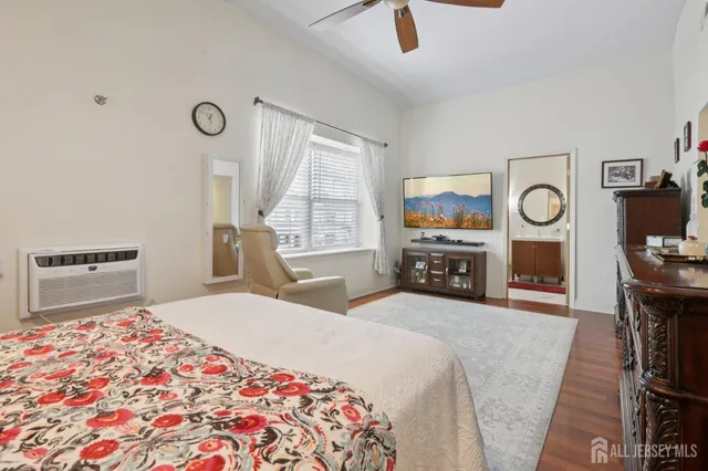 $649,000 | 109 North 2nd Avenue, Highland Park, NJ 08904