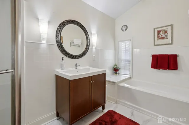 $649,000 | 109 North 2nd Avenue, Highland Park, NJ 08904