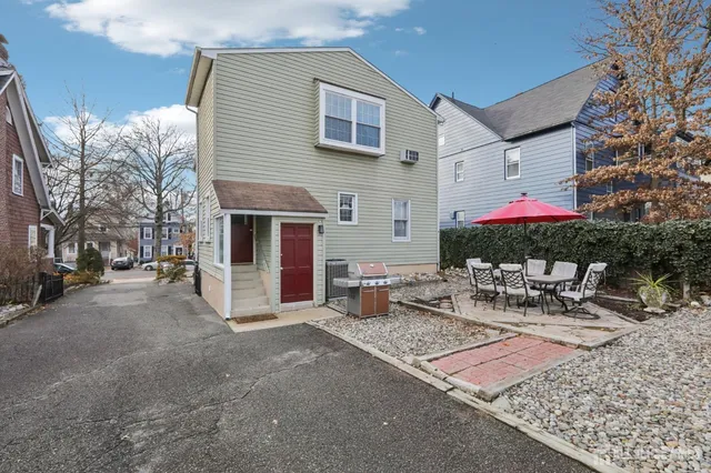$649,000 | 109 North 2nd Avenue, Highland Park, NJ 08904